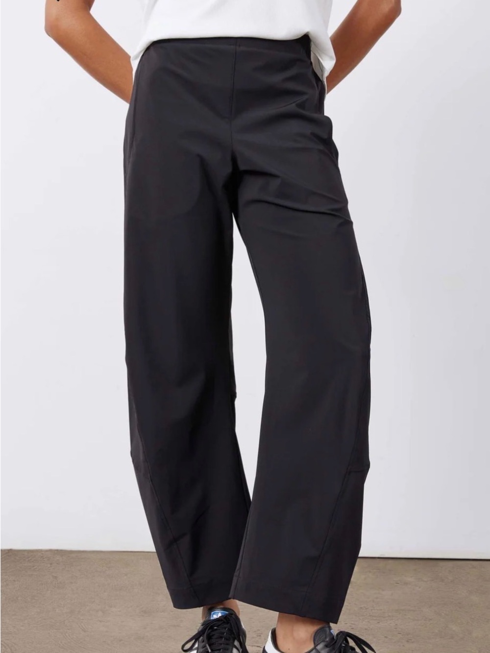 Ruti On The Loose Work Pant in Black
